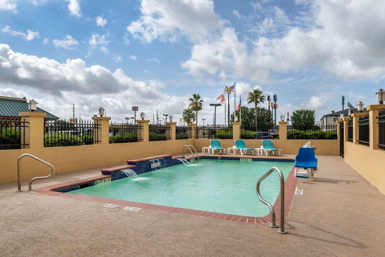 Comfort Suites Baytown I - 10 מראה חיצוני תמונה