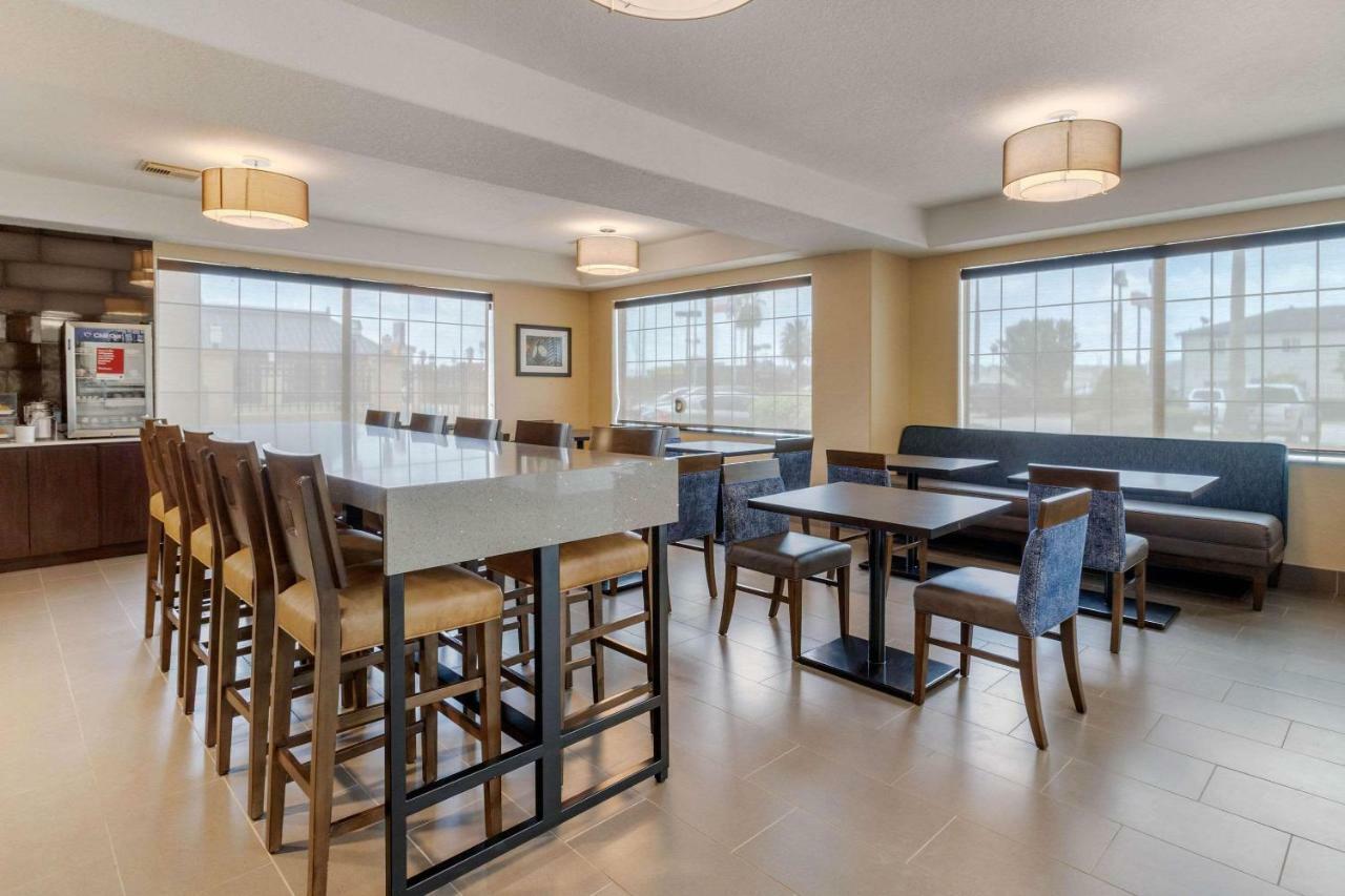 Comfort Suites Baytown I - 10 מראה חיצוני תמונה